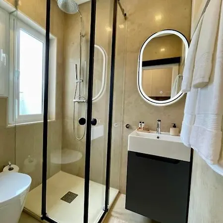 Appartement Stylish & Sunrise From Your Sofa - Stay! Lissabon